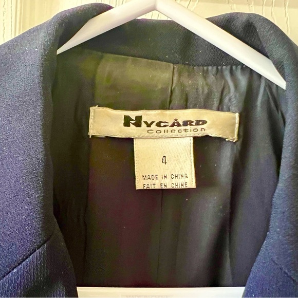 Nygard Navy ladies Blazer - Picture 3 of 5